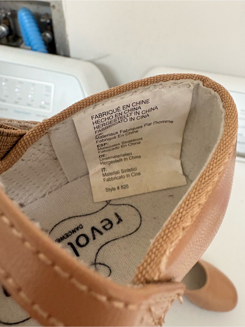 Children's Tan Tap Dancing Shoes Size 12 (Run Small) - Picture 5 of 5